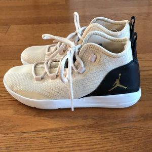 Jordan Reveal Shoes